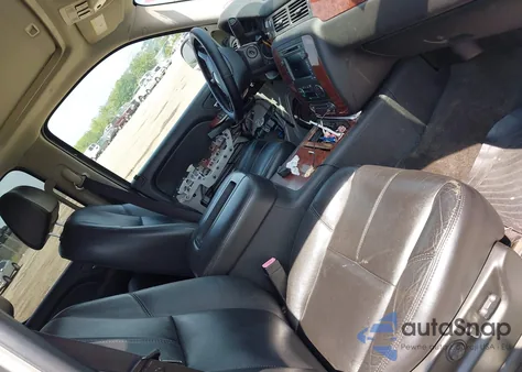 2007 Chevrolet Suburban 1500 Ltz from USA, damaged, VIN 1GNFK16307J402978